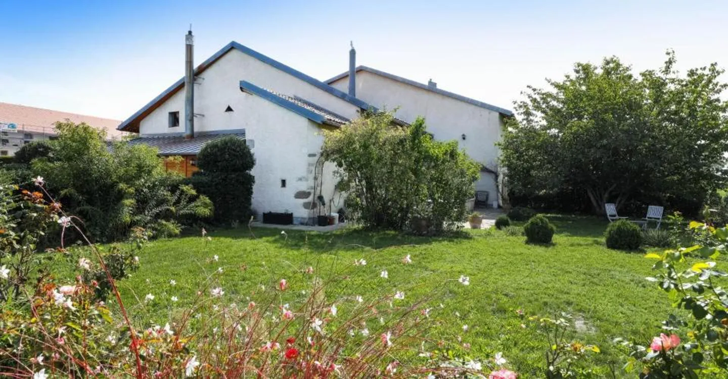 Incantevole villa di campagna con giardino ai margini dei vigneti di Jussy - Foto 12 di 12