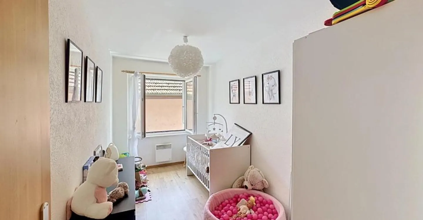 4.5 Room Apartment - Photo 4 of 9