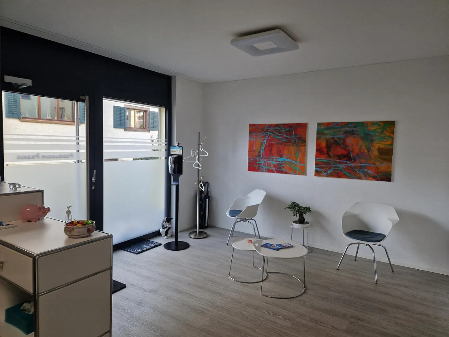 Moderno spazio commerciale di 1 camera a Fällanden - Foto 4 di 5