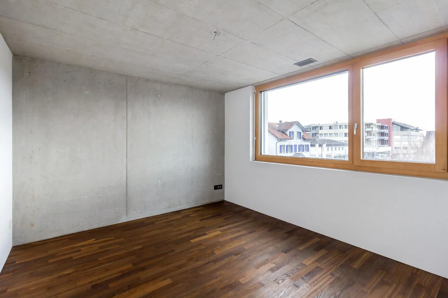Modern 3.5 room apartment near the center with balcony for rent - Photo 4 of 6
