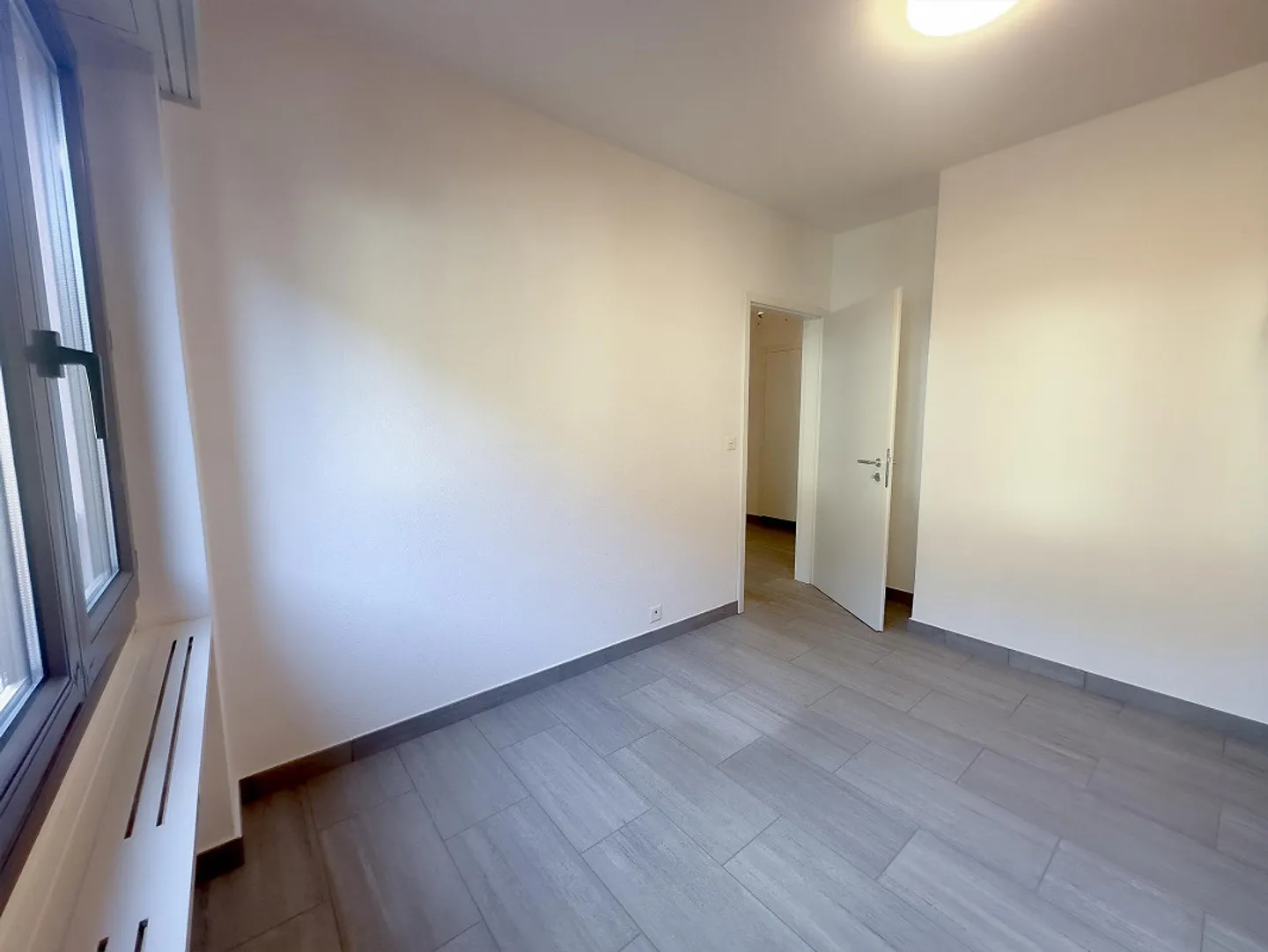 Great investment for income, stunning 4.5 rooms renovated - Photo 13 of 13