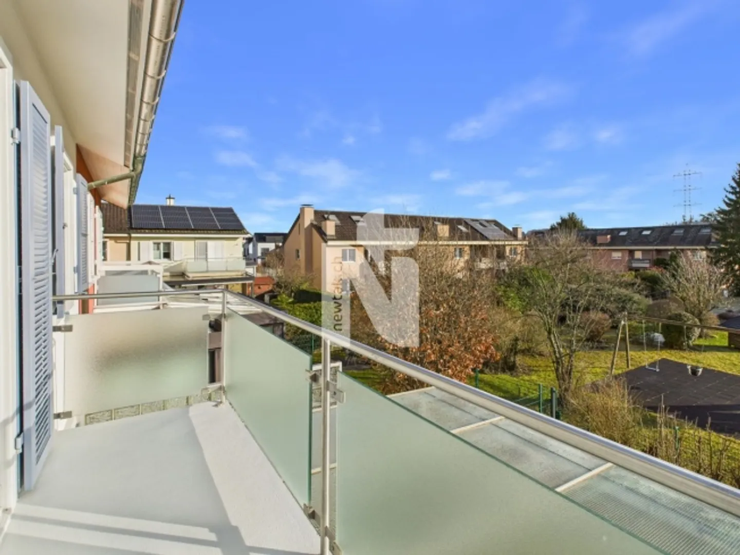 Charming, renovated terraced house with garden, garage and view - Photo 7 of 12