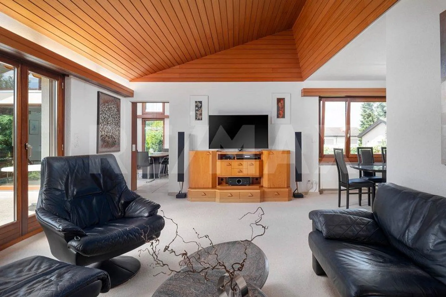 Maison 7.5 pièces - Photo 3 sur 13