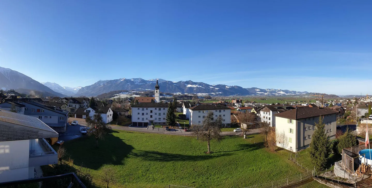 Luminoso appartamento di 3,5 locali con vista mozzafiato sulla Linthebene - Foto 9 di 9