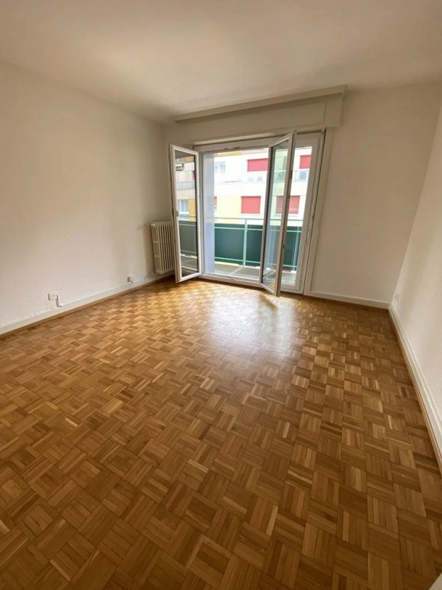 Geräumige Wohnung im Stadtzentrum im obersten Stockwerk! - Foto 6 von 9