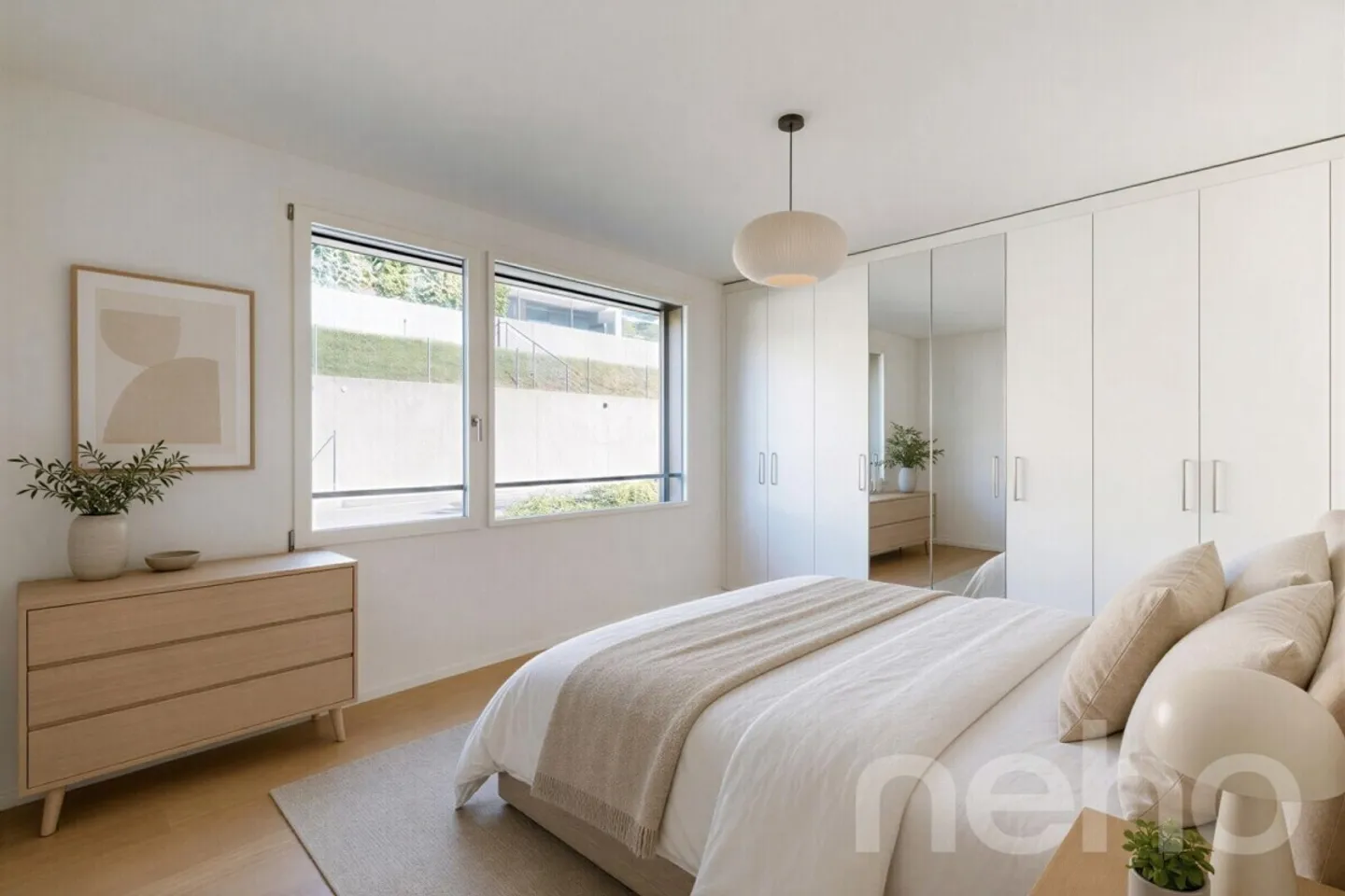 Luxury Apartment with Lake View - Photo 9 of 12