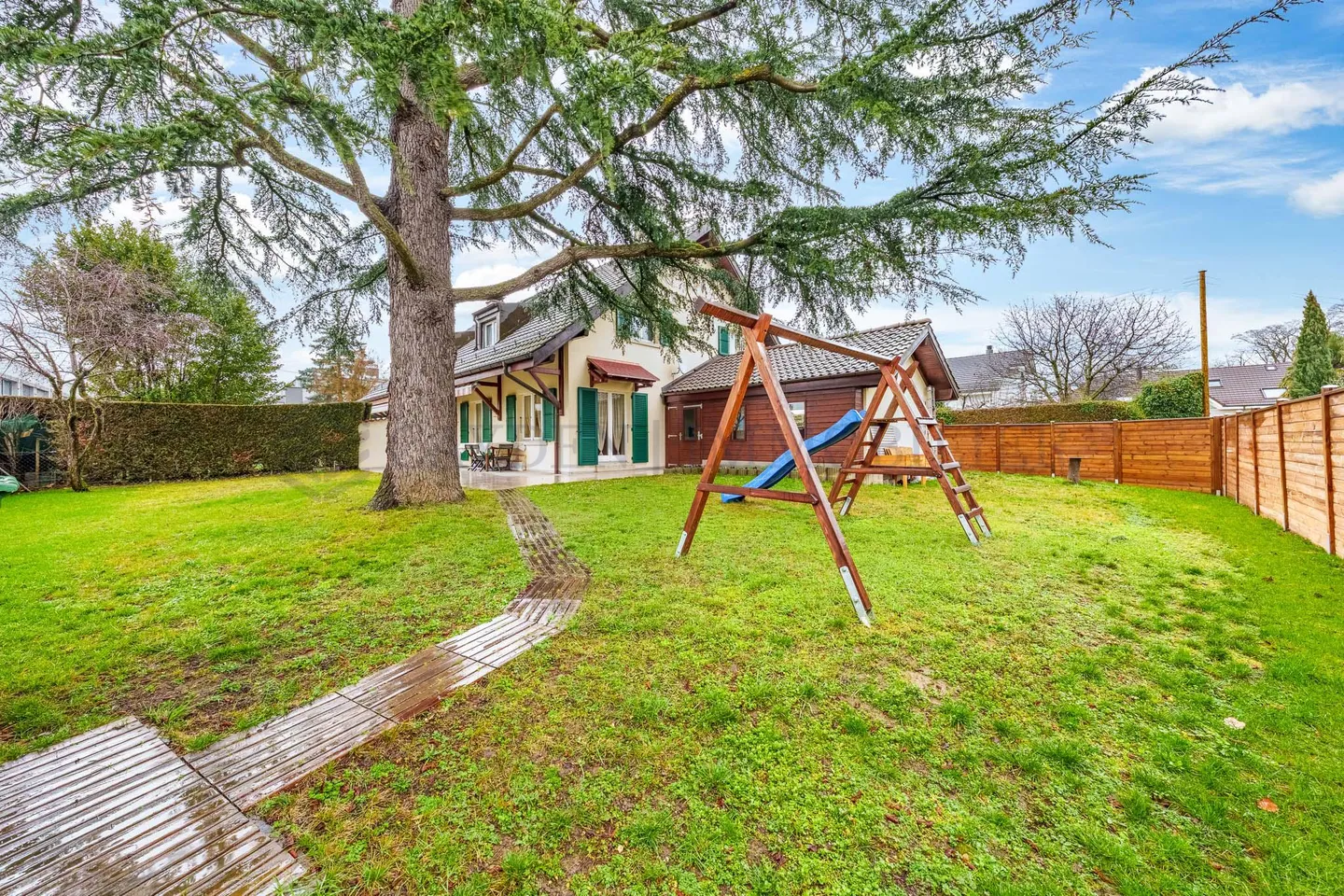 Charmante Maison Familiale à Thônex - Photo 1 sur 6