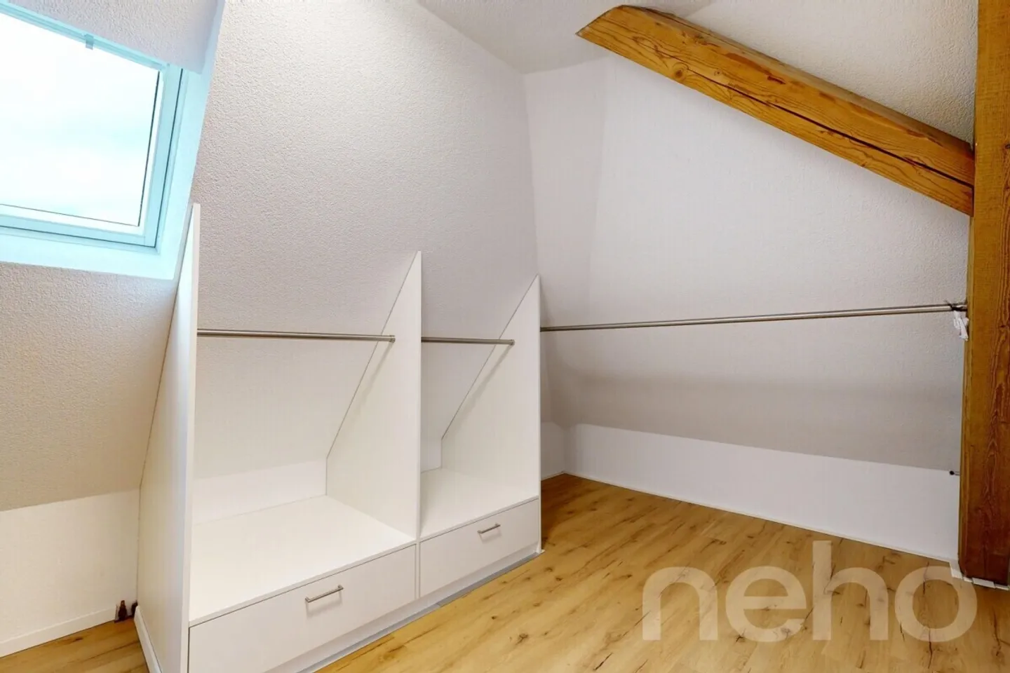 Family house near the forest, large garden and potential - Photo 7 of 12