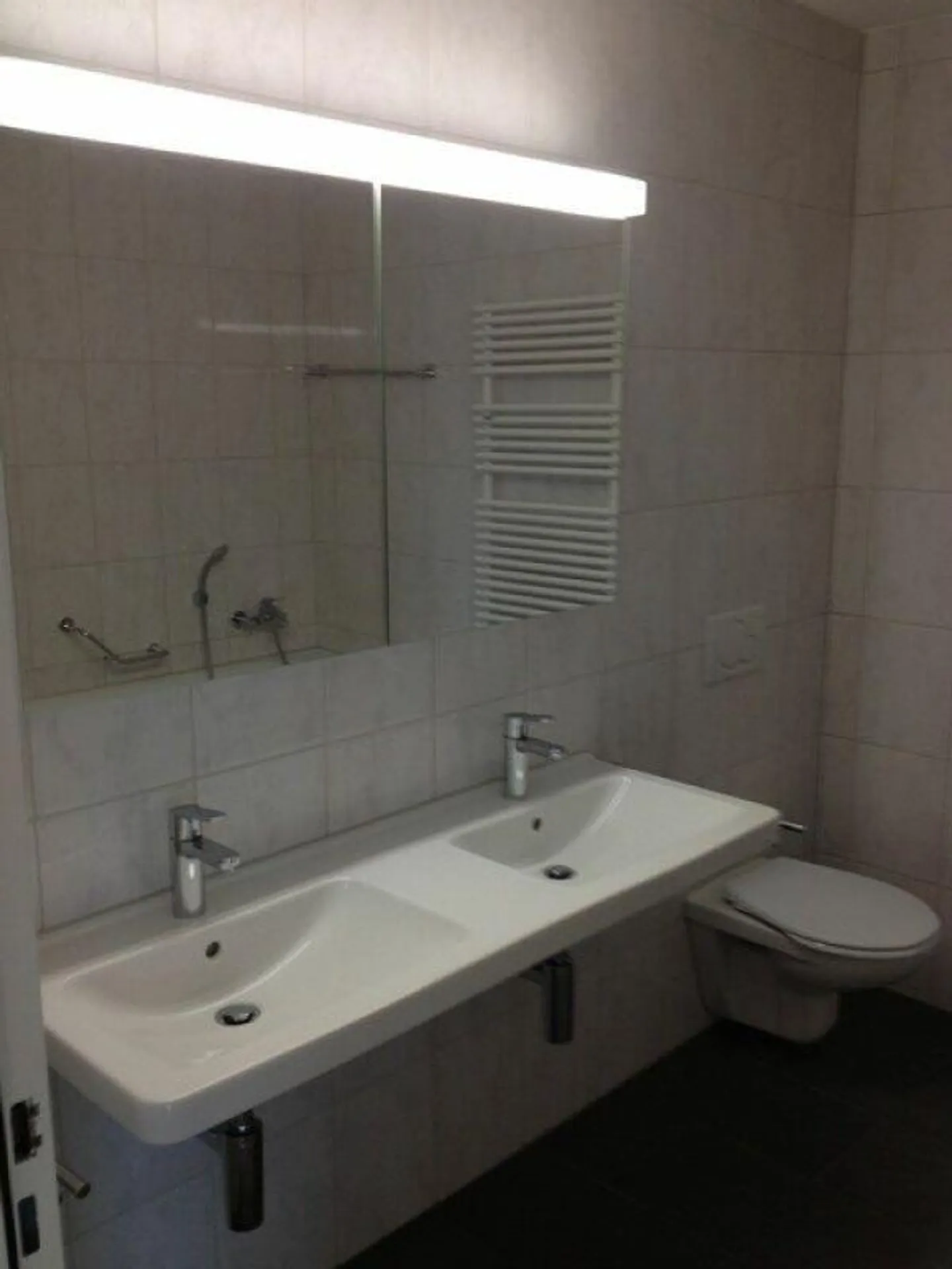 Sonnige Wohnung mit Eigentumswohnungsstandard - Foto 9 di 12