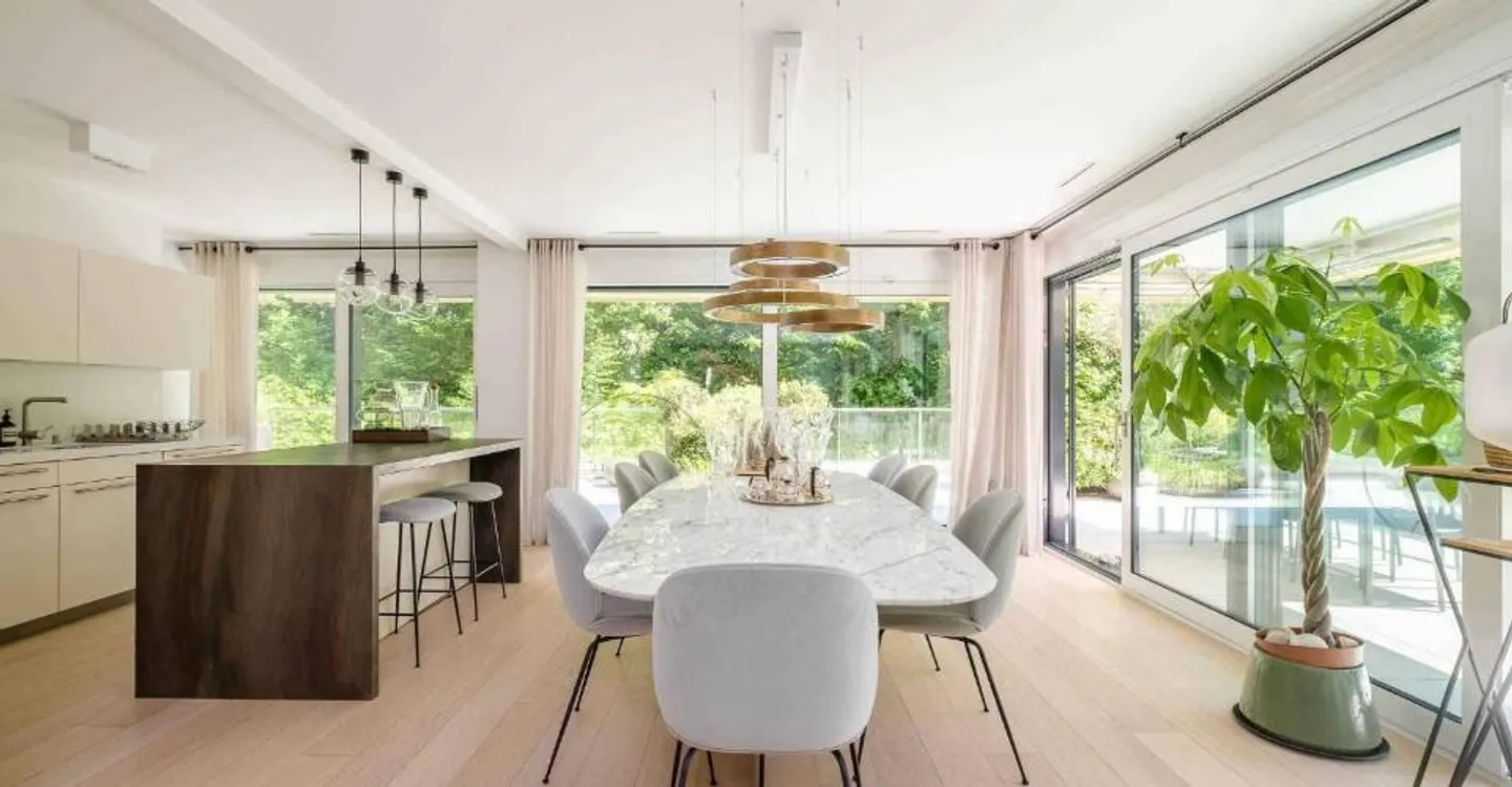Exclusively! Superb 5-room apartment with terrace in a high-end residence - Photo 3 of 5