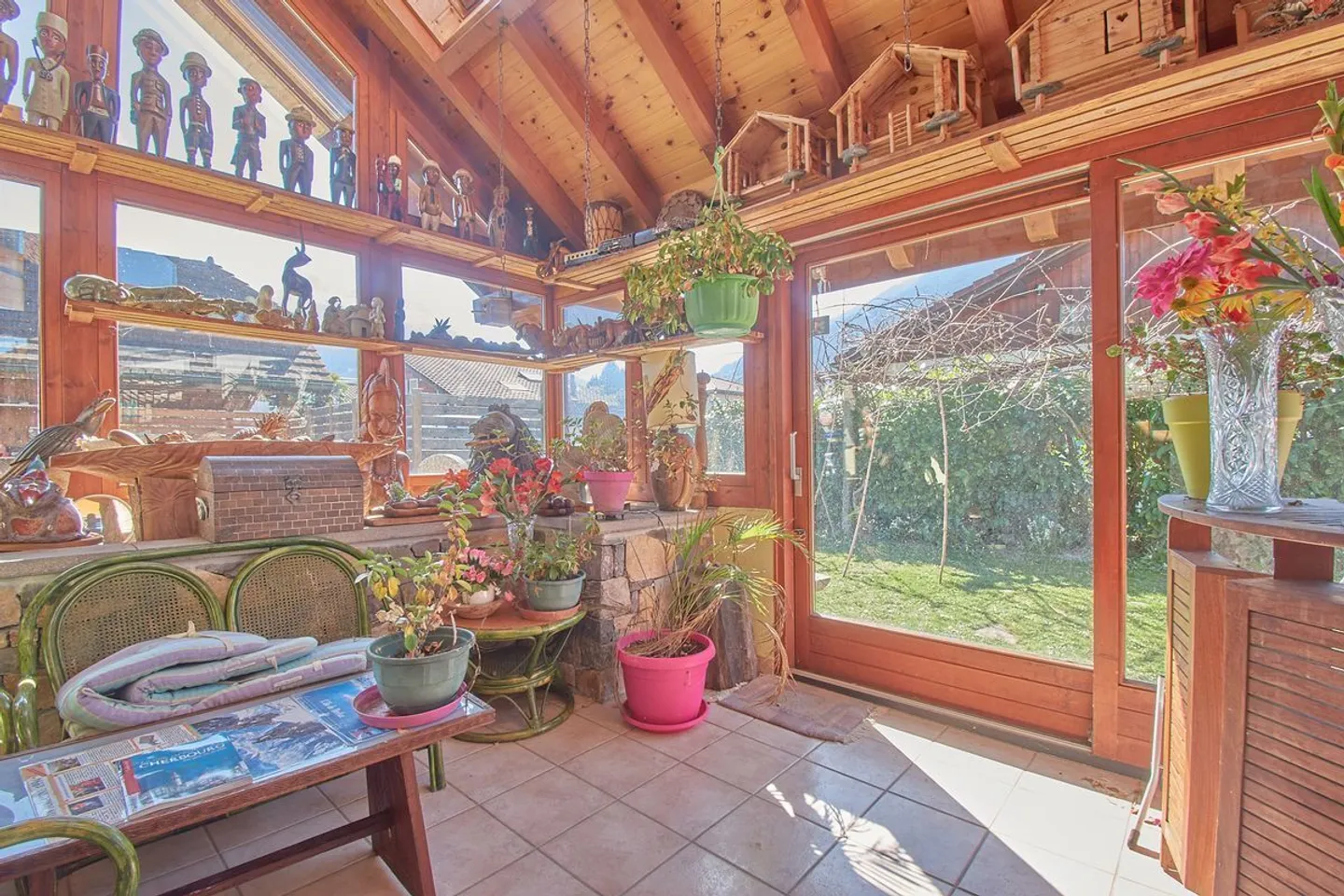 6.5 Room House - Photo 2 of 7
