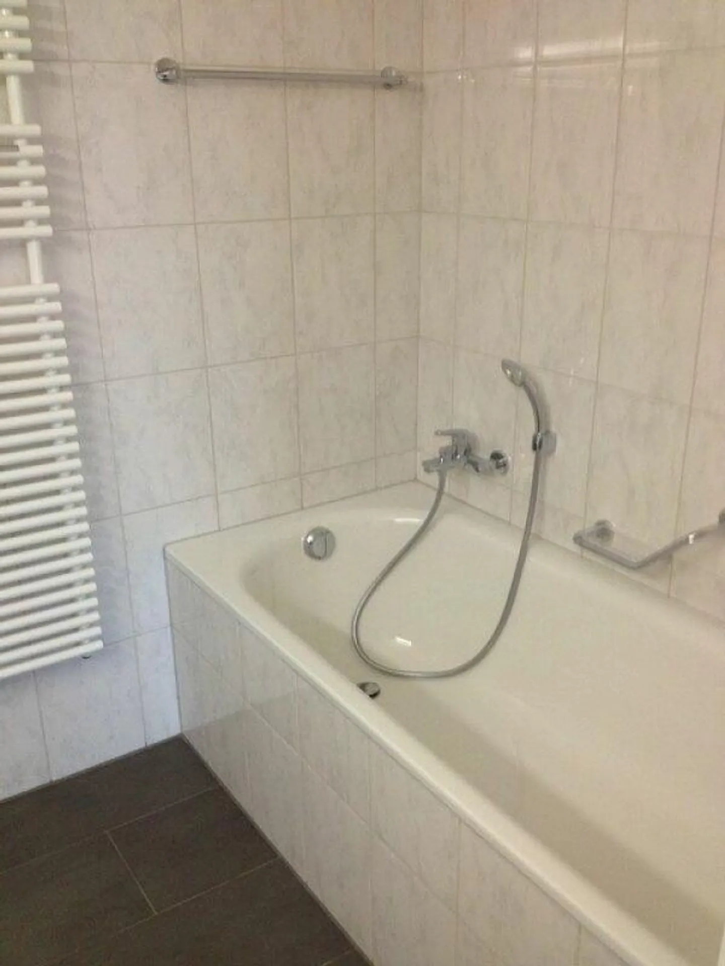 Sonnige Wohnung mit Eigentumswohnungsstandard - Foto 10 di 12