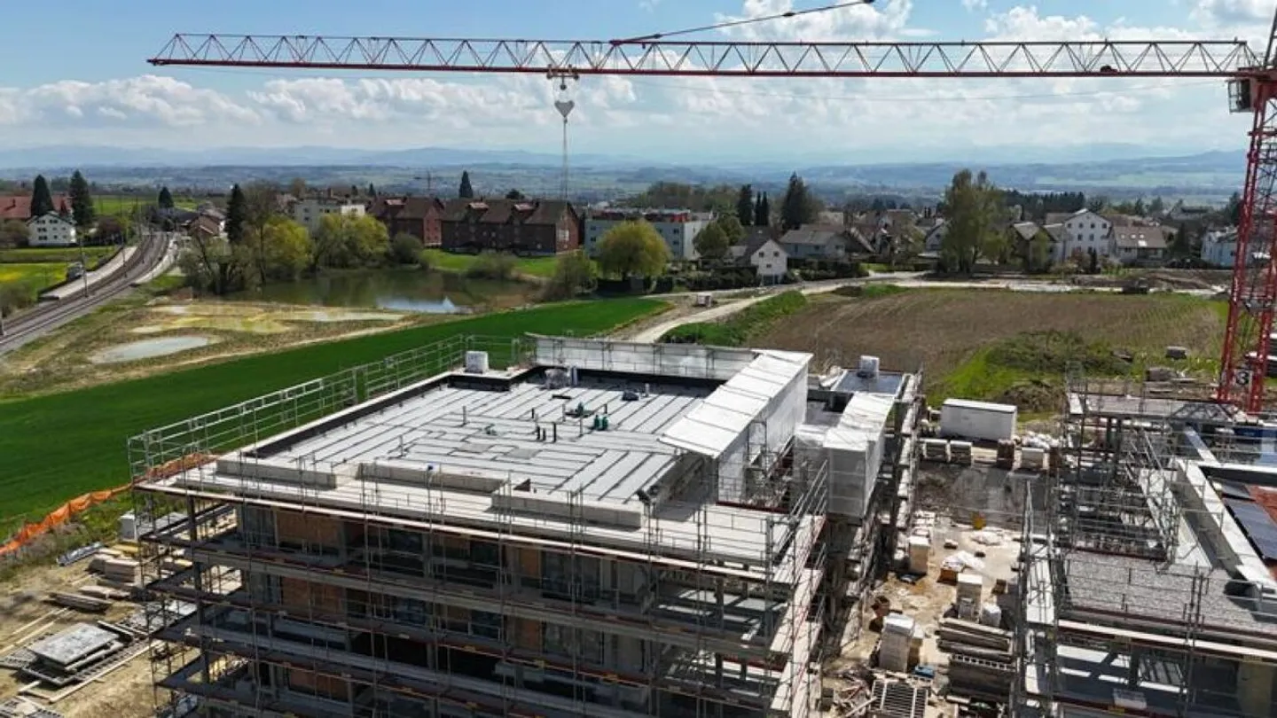 Penthouse for rent - Photo 2 of 15