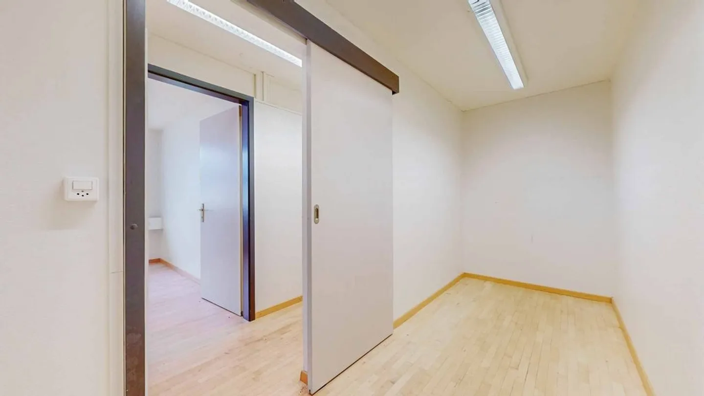 Ihr neues Büro in der Nähe des Bahnhofs - Foto 4 von 9