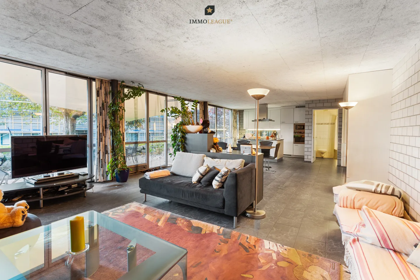 Dreamlike property with space for family and community. - Photo 8 of 13