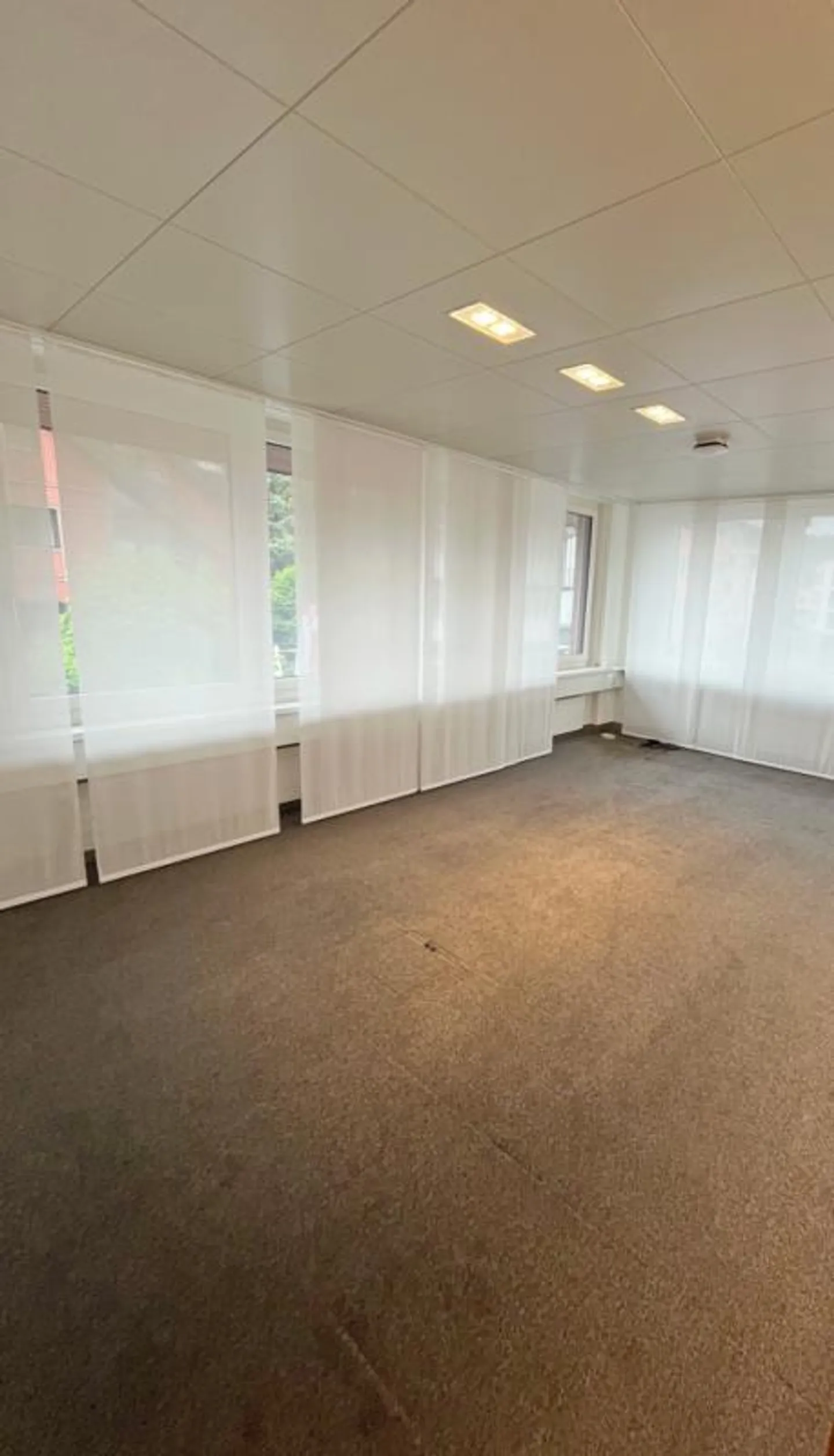 Il tuo nuovo spazio ufficio! - Foto 2 di 5