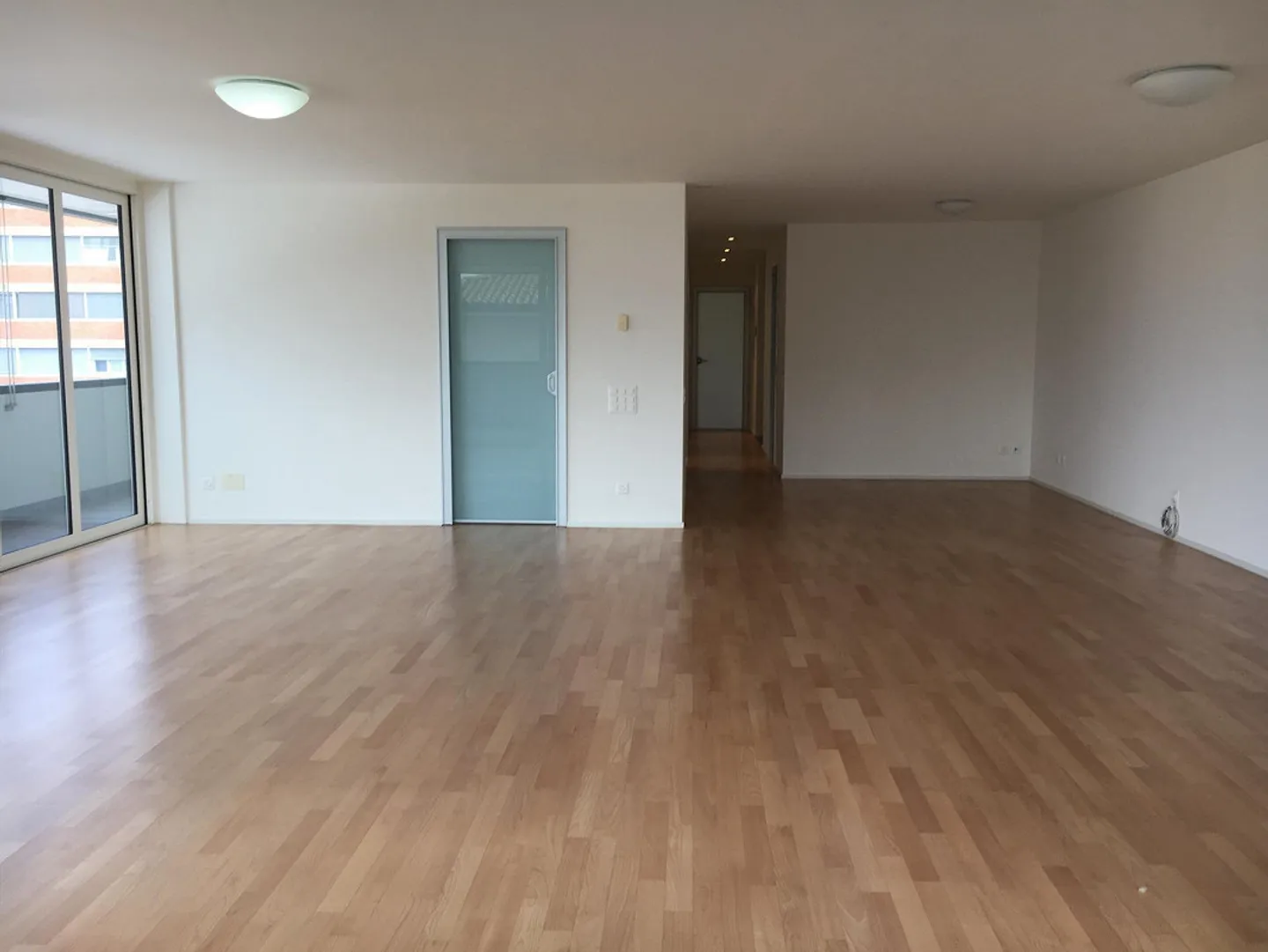 Mendrisio CENTRO GROßE Wohnung mit 4.5 Zimmern und GROßER Terrasse - Foto 15 von 18