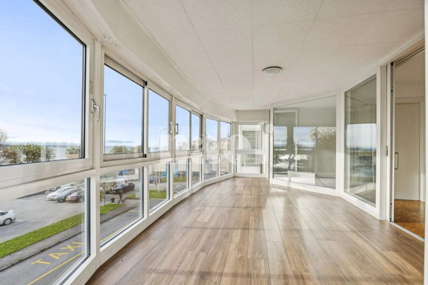 Appartamento 5.5 stanze - Foto 3 di 10