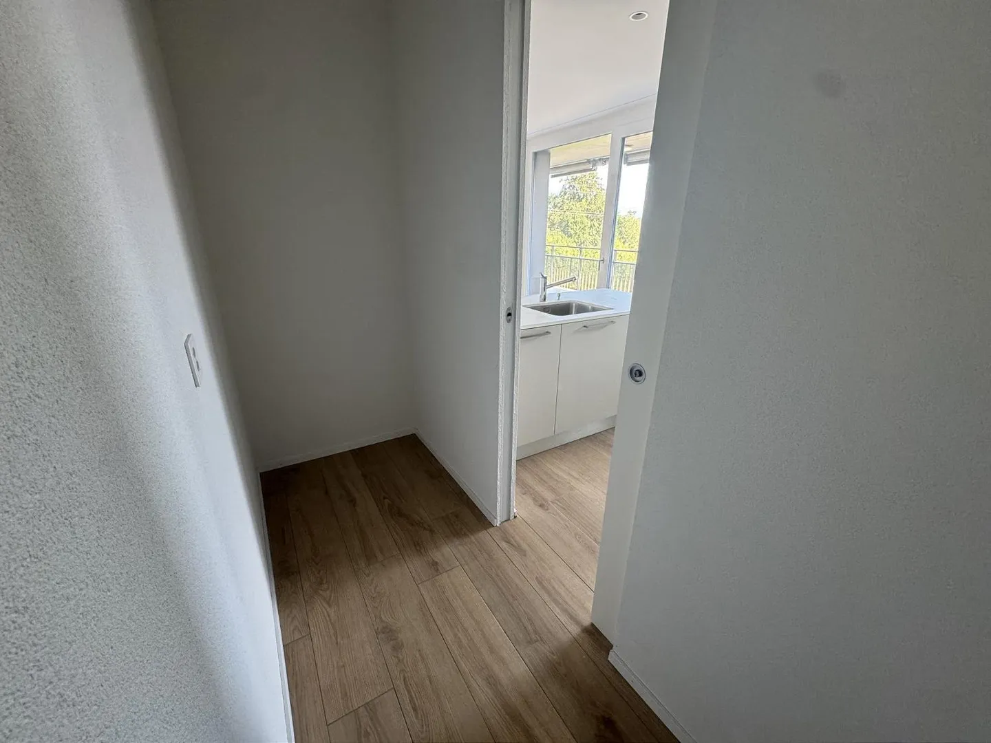 05635 - Appart. 3½ ROOMS - IMP. CHAMP-RIOND 12 - MATRAN - Photo 9 of 9