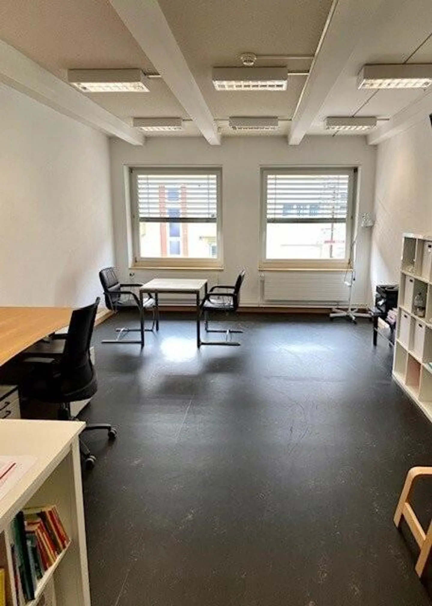 Heller Büroraum in Bern - Foto 2 von 4