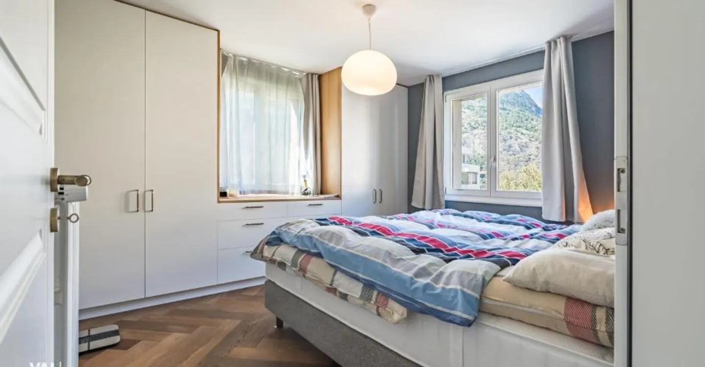 Centrally located, high-quality renovated - a home with character - Photo 8 of 13