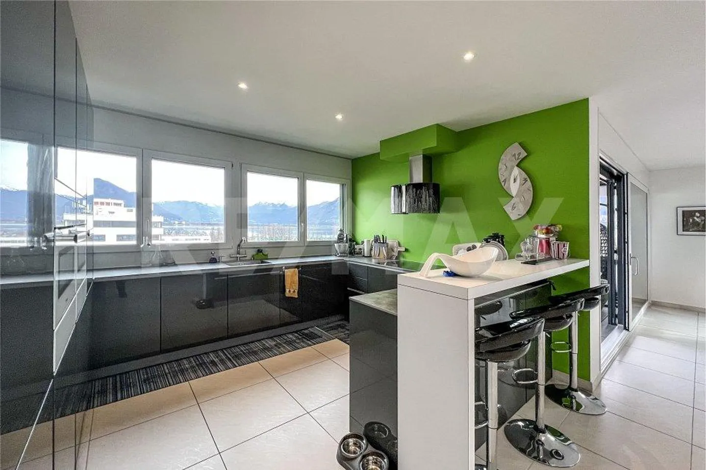 Appartamento con vista lago - Foto 10 di 13