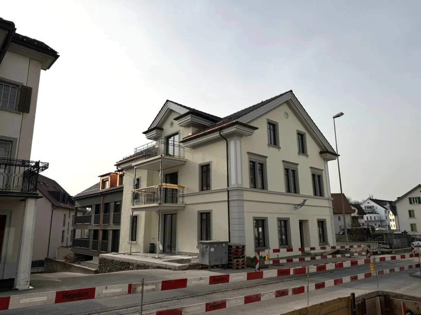 Exklusive Neubauwohnung in Rüti - Foto 3 von 8