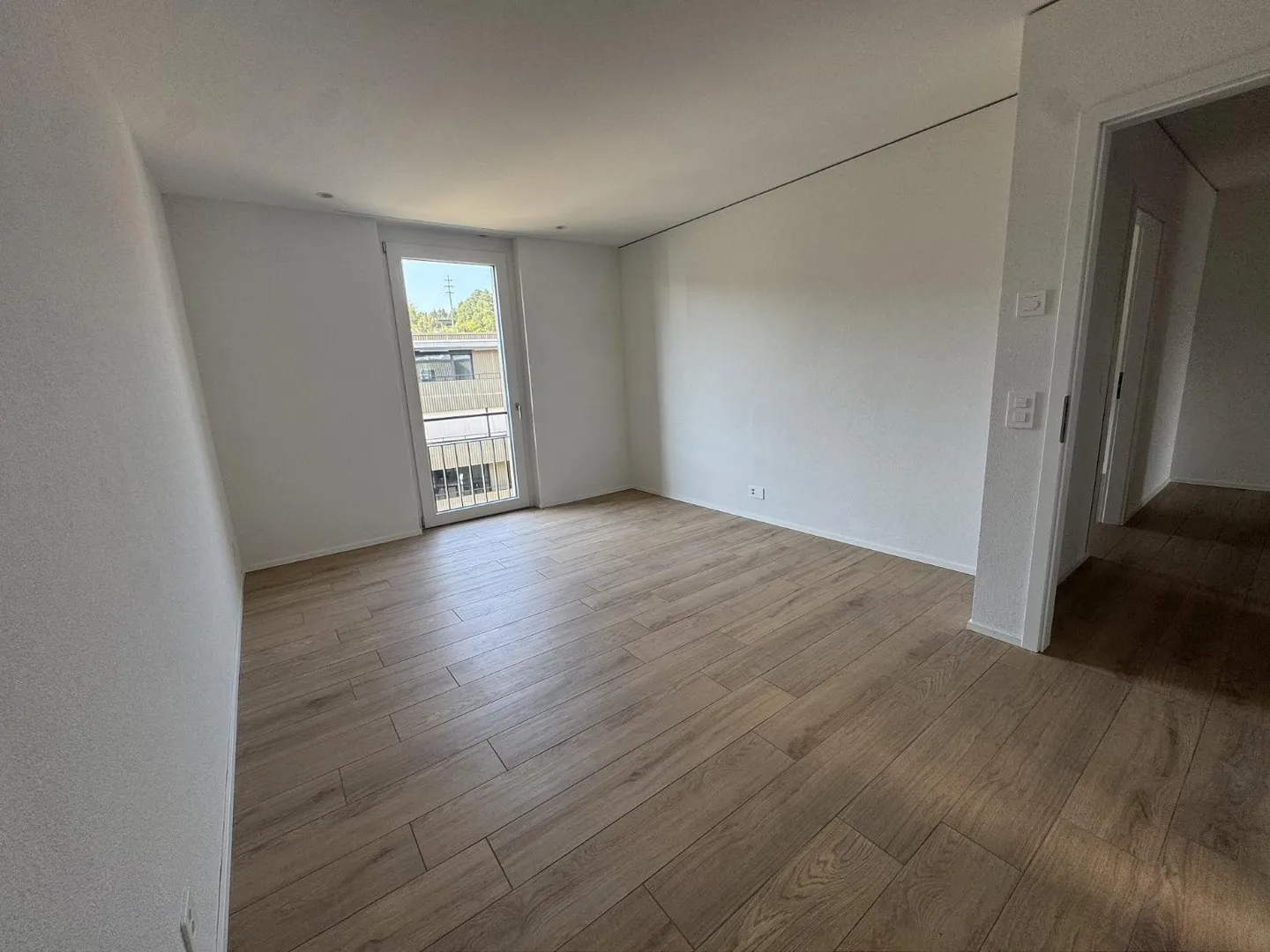 05634 - 3½ ROOM APARTMENT - IMP. CHAMP-RIOND 12 - MATRAN - Photo 6 of 10