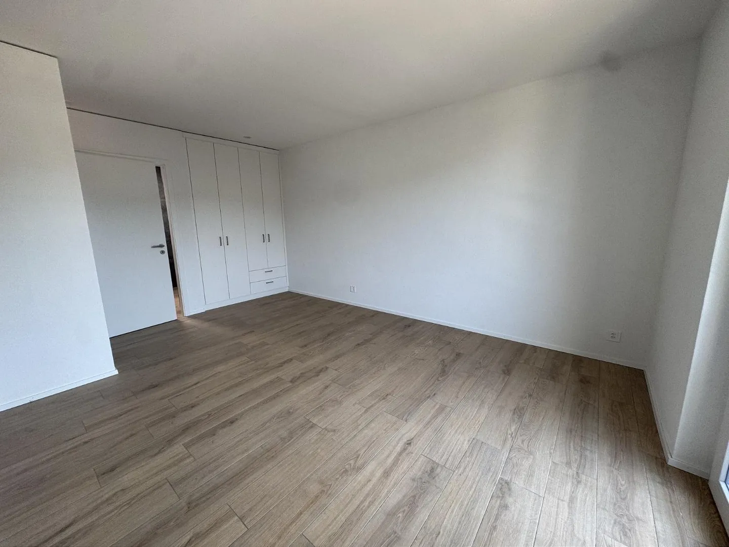 05634 - 3½ ROOM APARTMENT - IMP. CHAMP-RIOND 12 - MATRAN - Photo 7 of 10