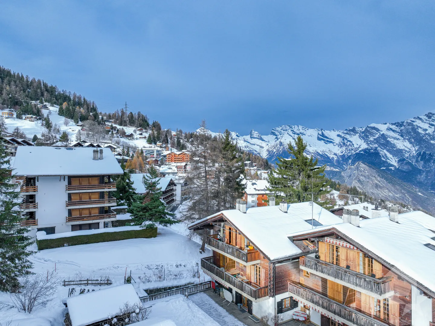 Chalet de 7 pièces au centre de la Tzoumaz - Photo 18 sur 19