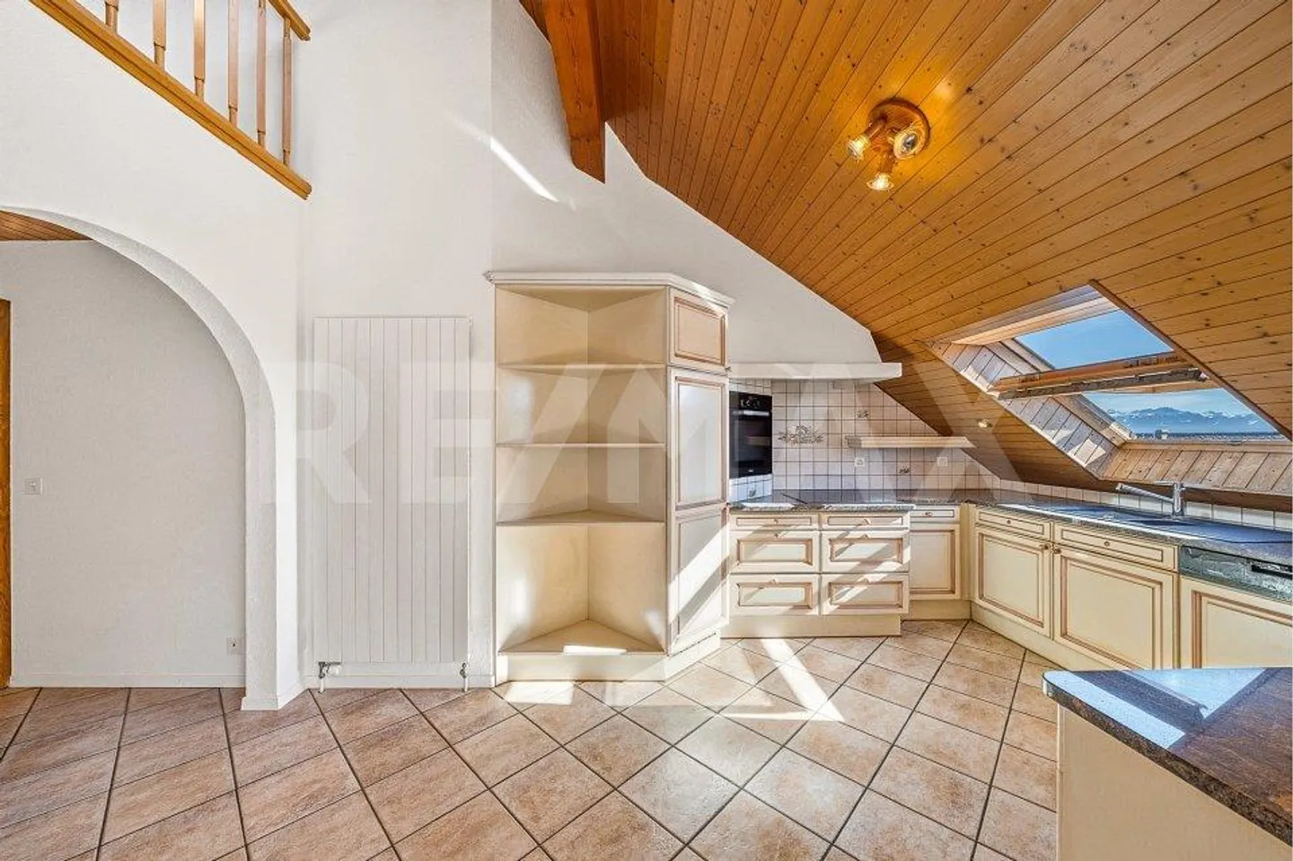 Spacious 4.5 rooms + mezzanine: magnificent view of the Alps - Photo 9 of 13