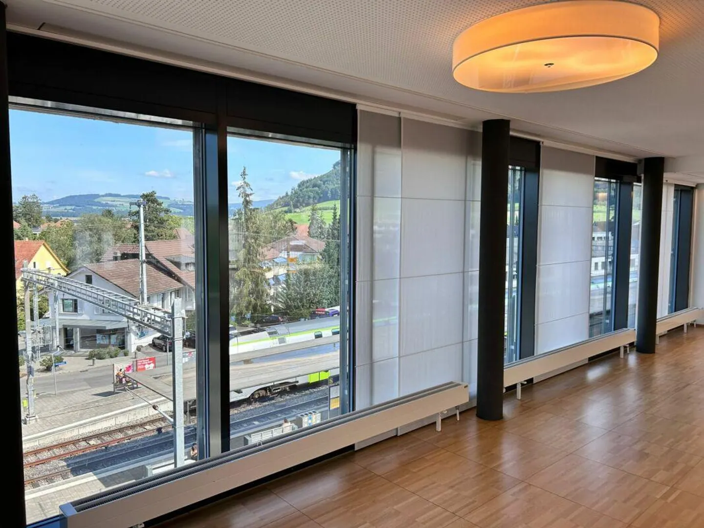 Moderne Gewerbefläche in Belp - Foto 3 von 6