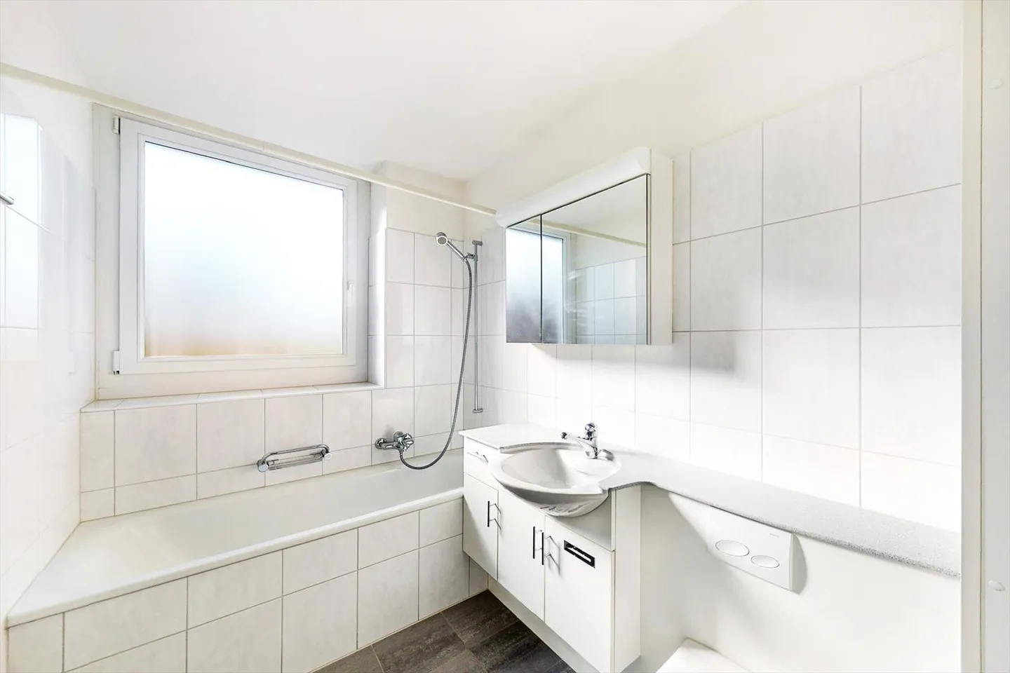 Appartement 3.5 pièces - Photo 3 sur 8