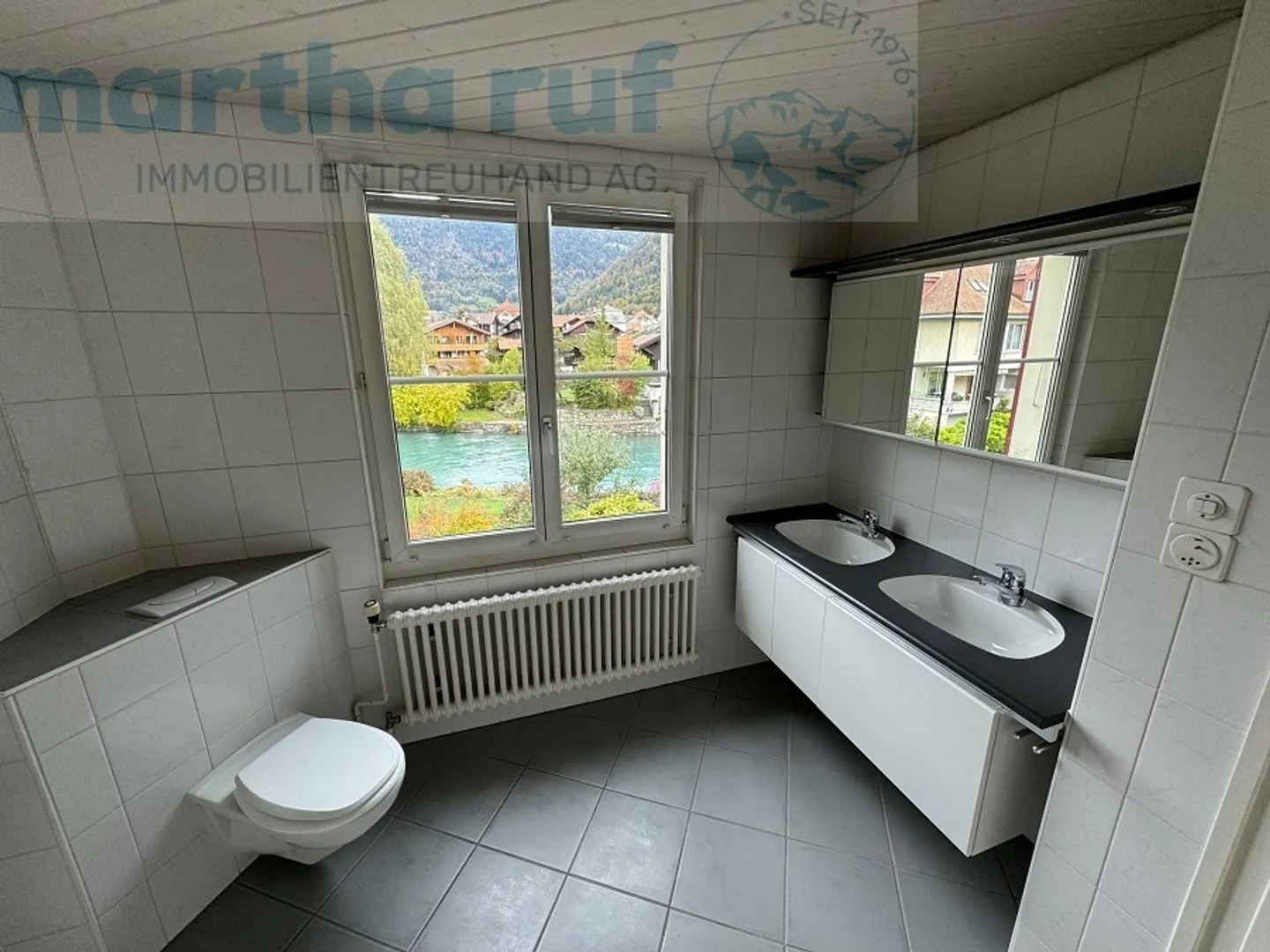 Casa residenziale di 6,5 stanze in una posizione da sogno direttamente sull'Aare - Foto 13 di 23