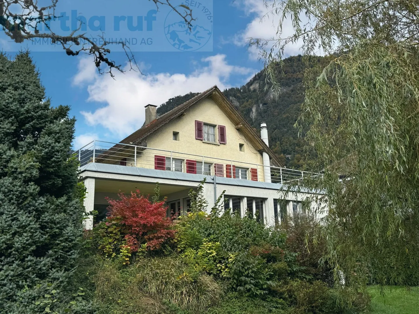 Casa residenziale di 6,5 stanze in una posizione da sogno direttamente sull'Aare - Foto 3 di 23