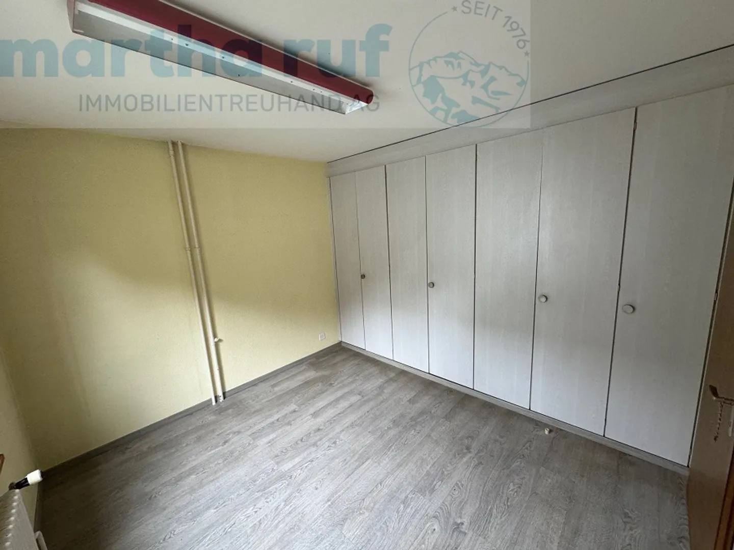 Casa residenziale di 6,5 stanze in una posizione da sogno direttamente sull'Aare - Foto 12 di 23
