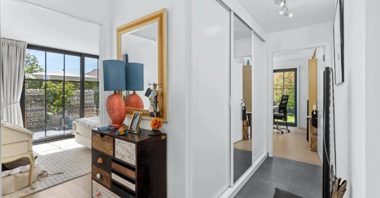 Charming Garden Apartment - Photo 9 of 13
