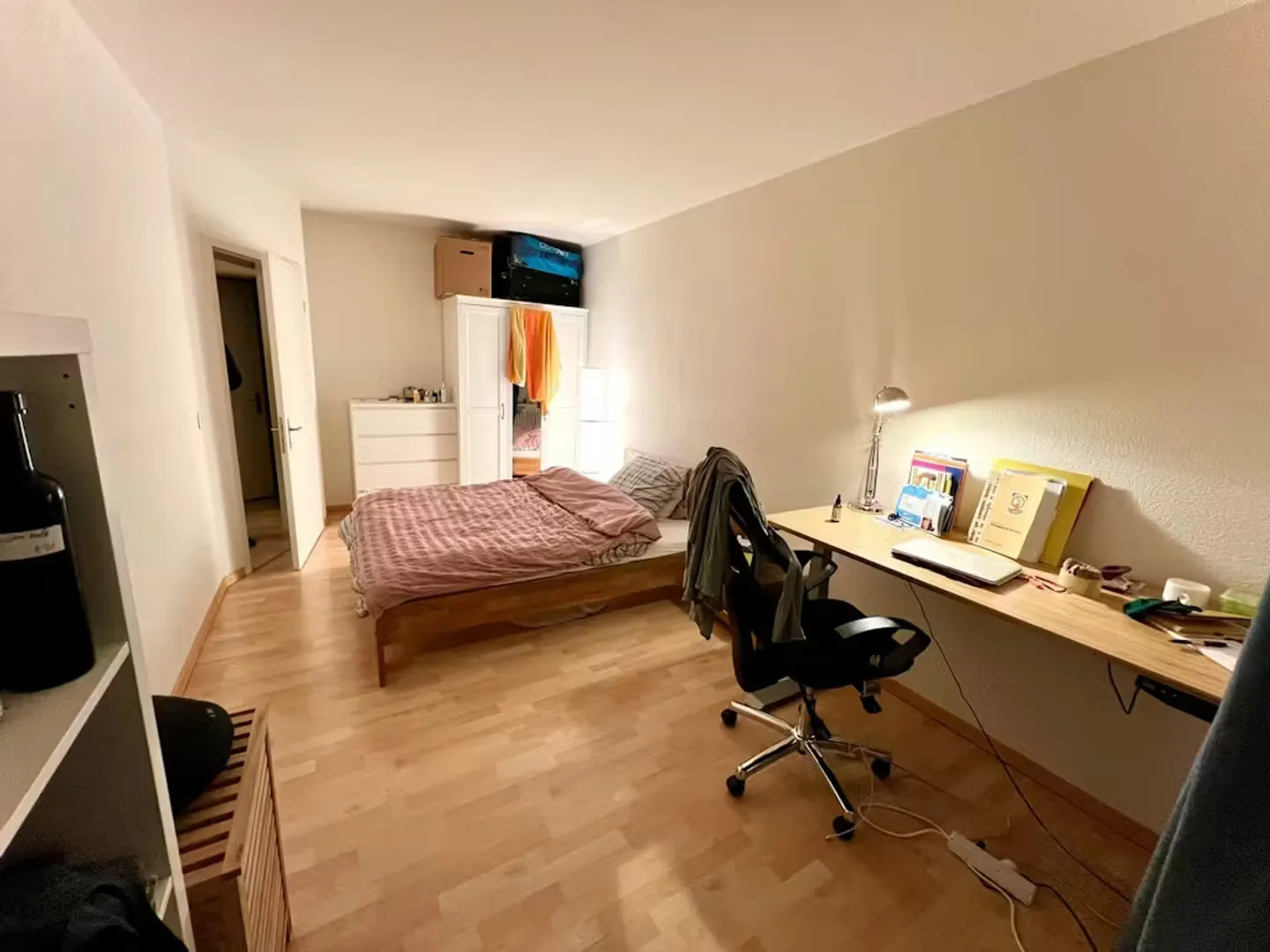 Chices Apartment in Zürich - Foto 2 von 4