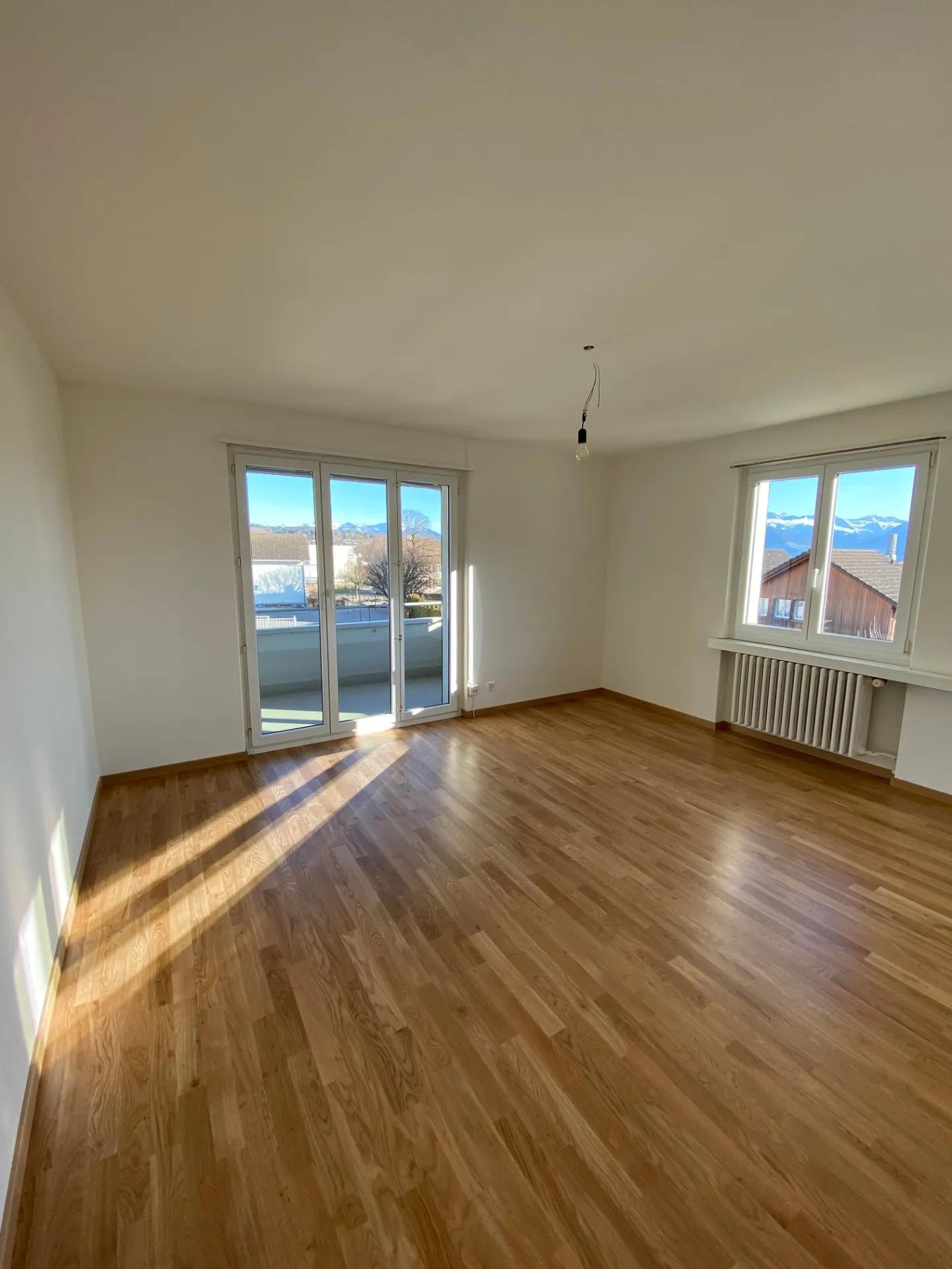 Appartement 4 pièces avec balcons - Photo 2 sur 7