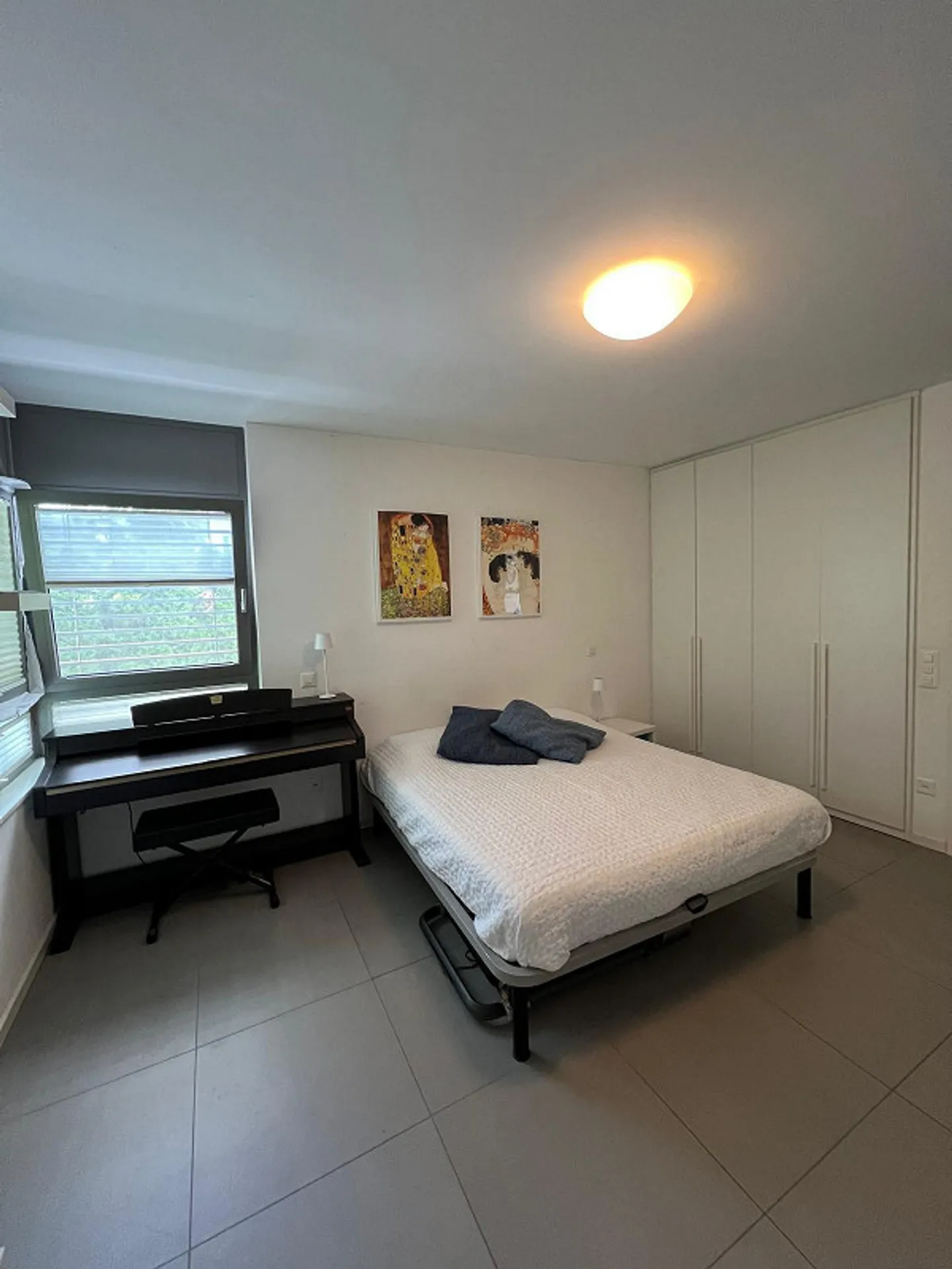 Moderno 4.5 locali con giardino privato e 2 posti auto in autorimessa - Foto 8 di 11