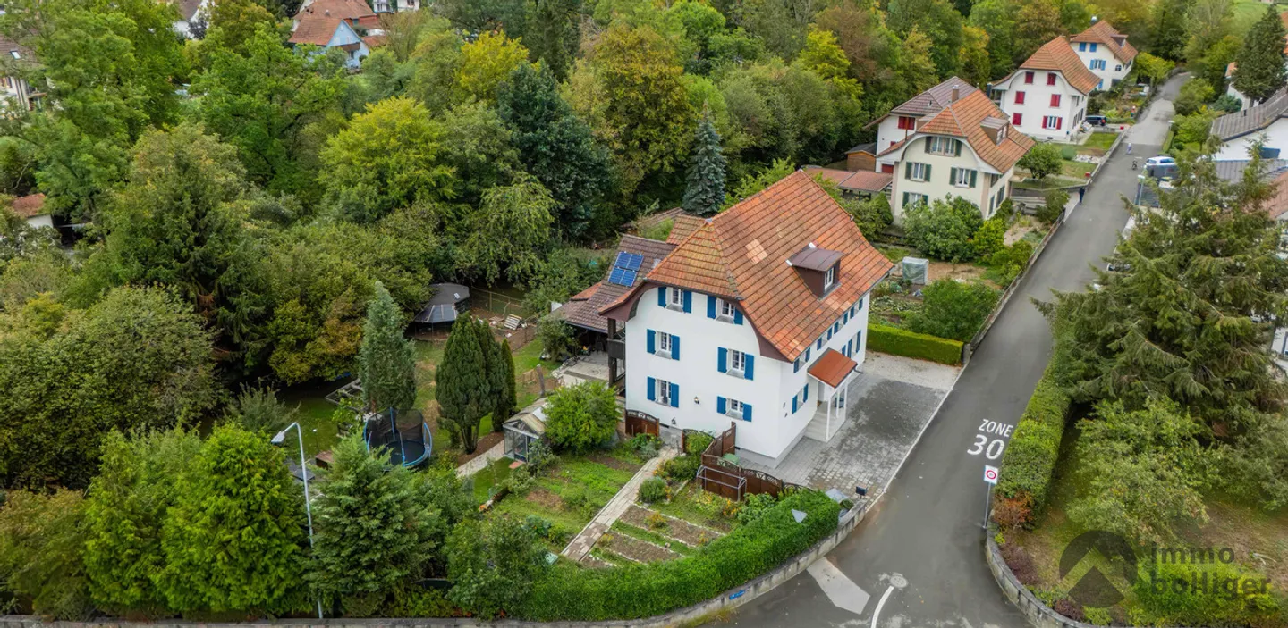 Plenty of Space, Large Garden and Attractive Surroundings - Photo 1 of 13