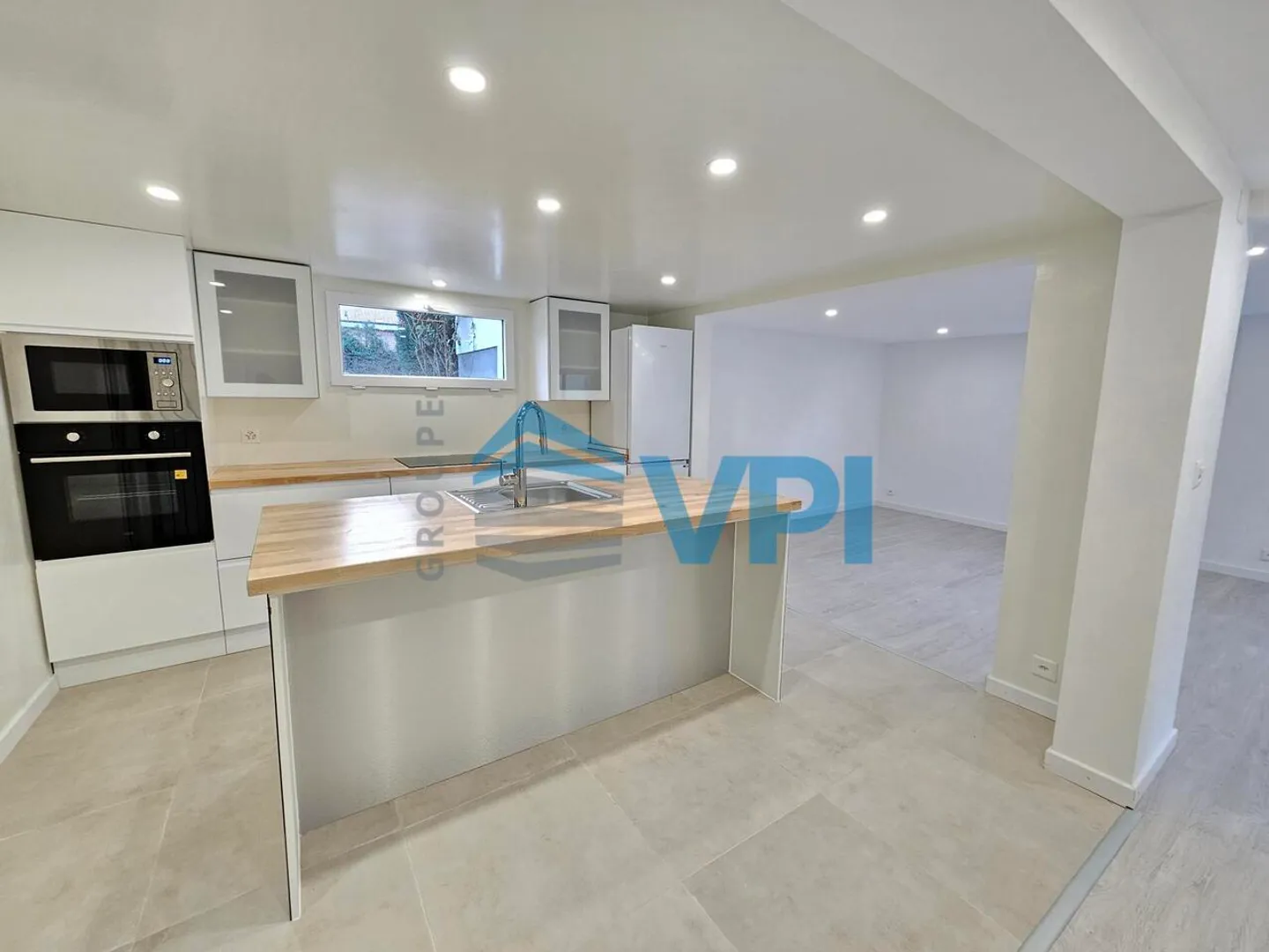 «8-Zimmer-Villa zu vermieten in Chêne-Bourg» - Foto 1 von 13