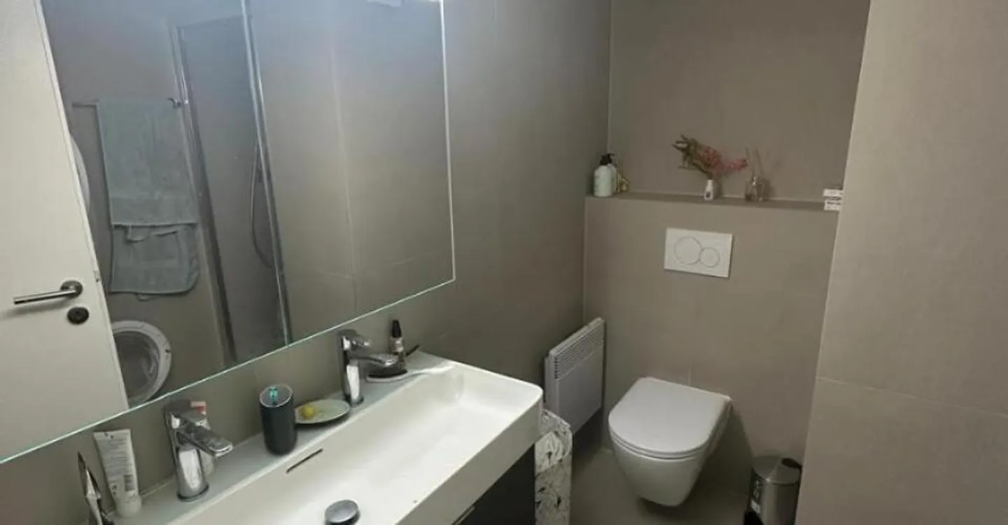 Renoviertes Duplex-Apartment mit Freier Aussicht - Foto 10 von 12