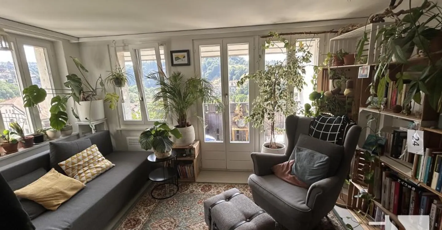 Renoviertes Duplex-Apartment mit Freier Aussicht - Foto 7 von 12