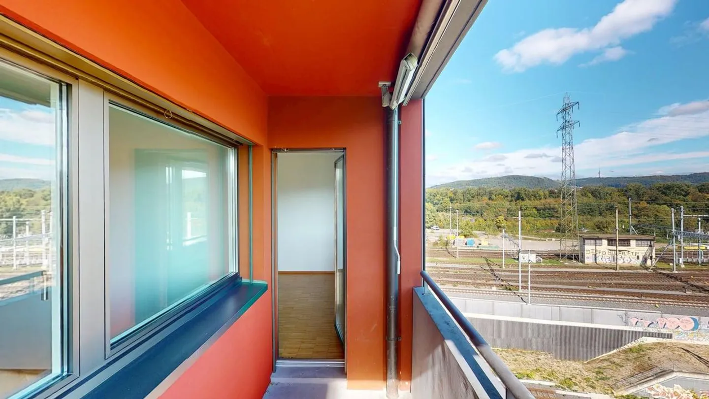 Apartment for rent - Photo 5 of 8