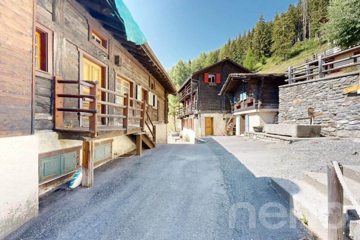 Chalet ancien à rénover - Photo 8 sur 11
