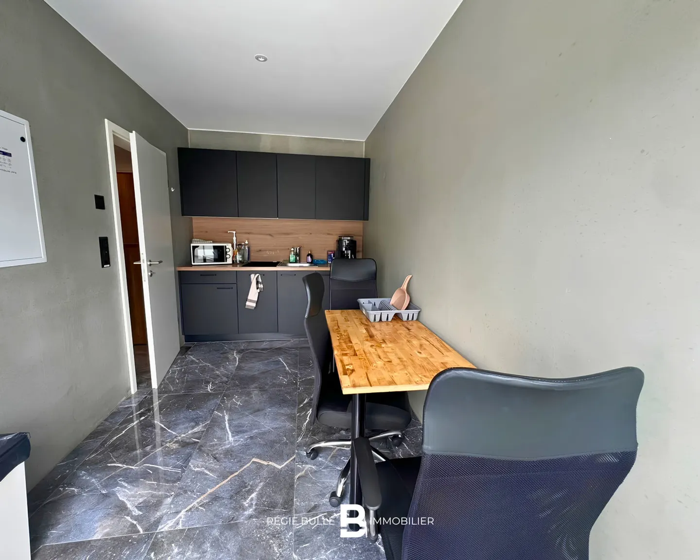 Farvagny - Magnificent offices for rent - Photo 7 of 8