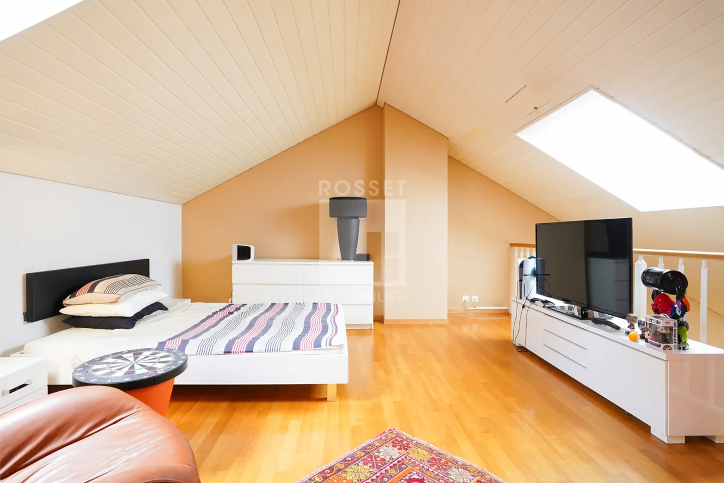 «Exklusiv Wunderschönes 5,5-Zimmer-Penthouse im Herzen von Pinchat» - Foto 6 von 12