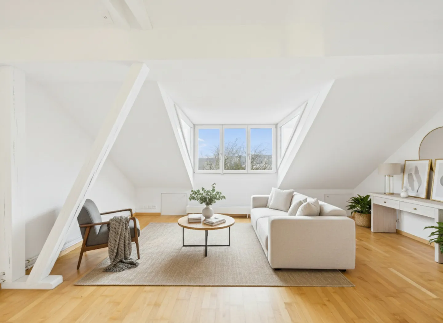 Maison de ville familiale de 7,5 pièces avec jardin - Photo 8 sur 13