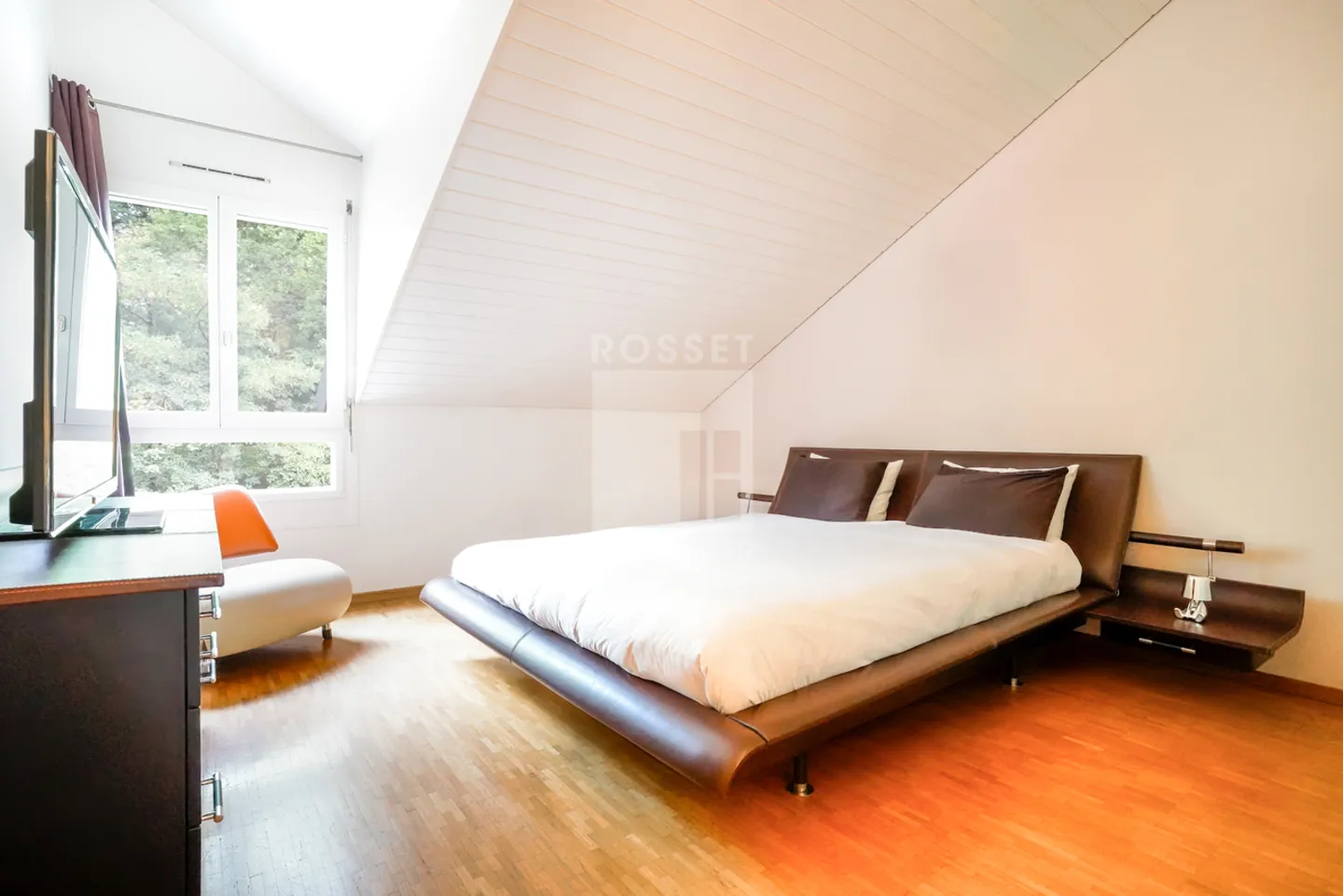 «Exklusiv Wunderschönes 5,5-Zimmer-Penthouse im Herzen von Pinchat» - Foto 8 von 12